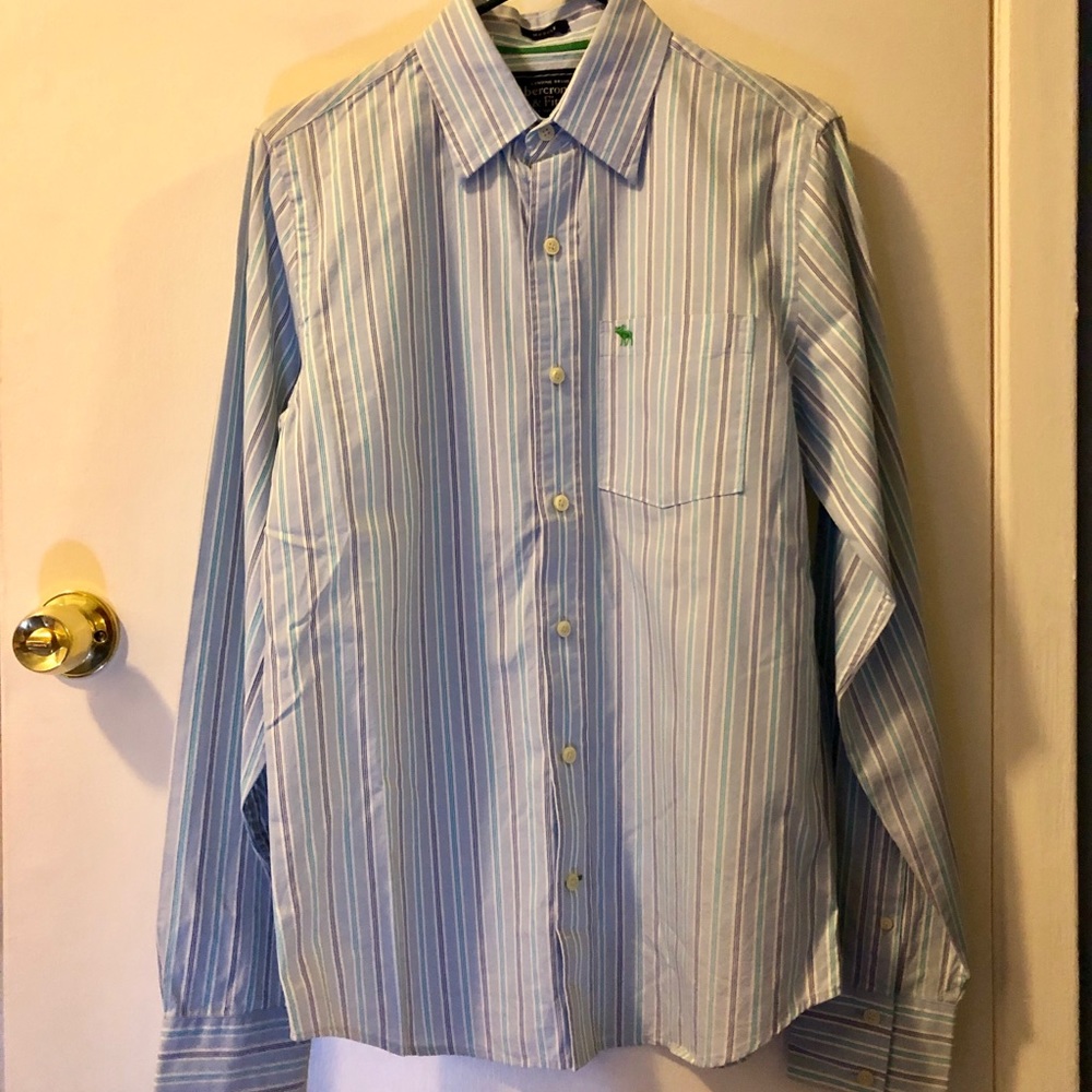 A&F Button Down, Muscle Fit, Shirt. (Medium)